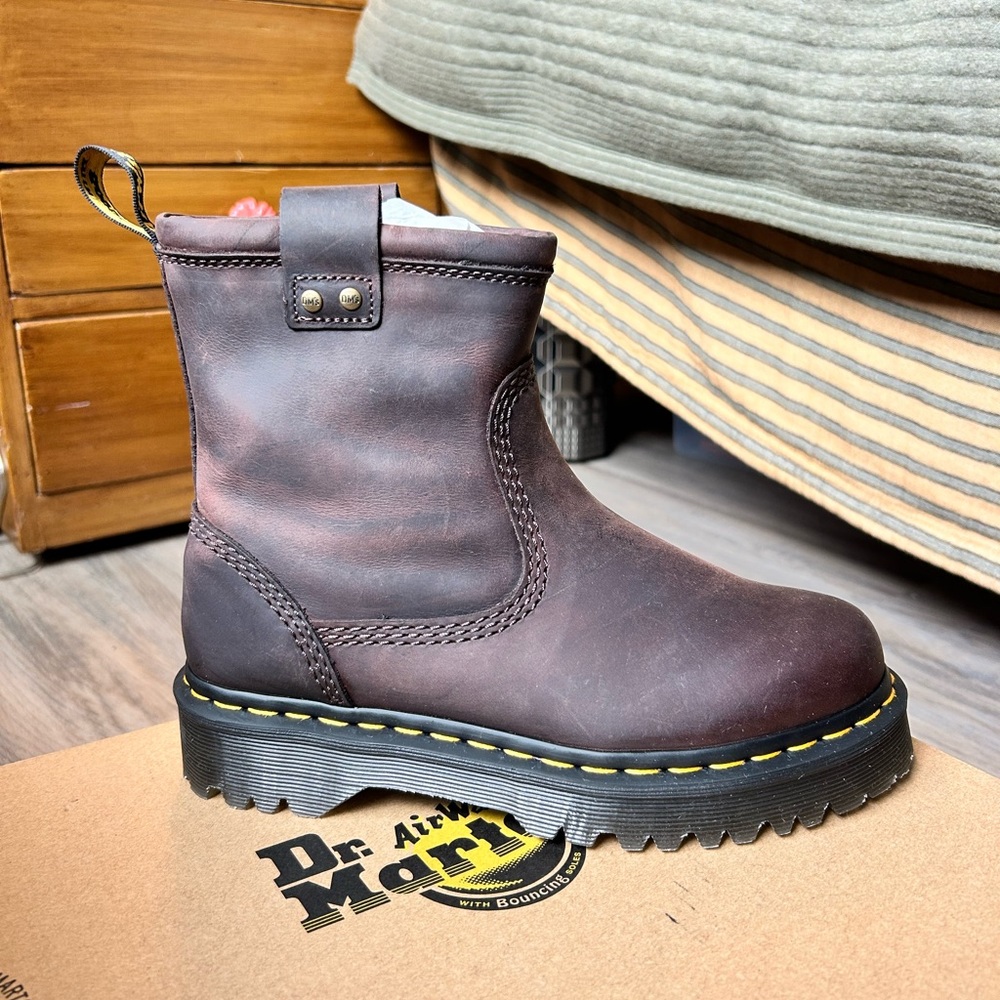 BRAND NEW Sark Brown Anistone Lo Leather Biker Boots Dr. Martens